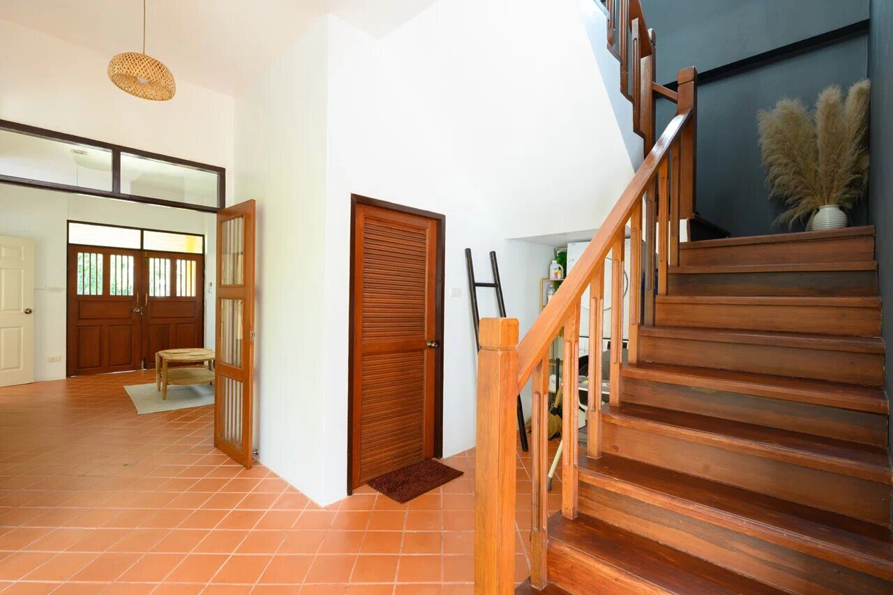 The Orange Villa — 11